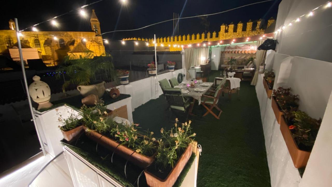 Apartamento Con Terraza,A 100M Playa Costilla Y Frente Al Castillo Rota Exterior foto