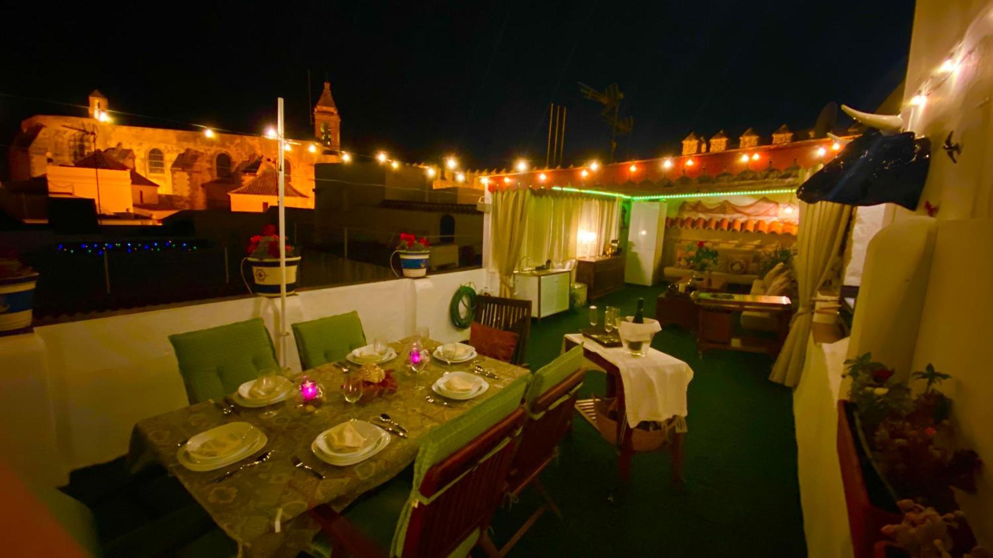 Apartamento Con Terraza,A 100M Playa Costilla Y Frente Al Castillo Rota Exterior foto